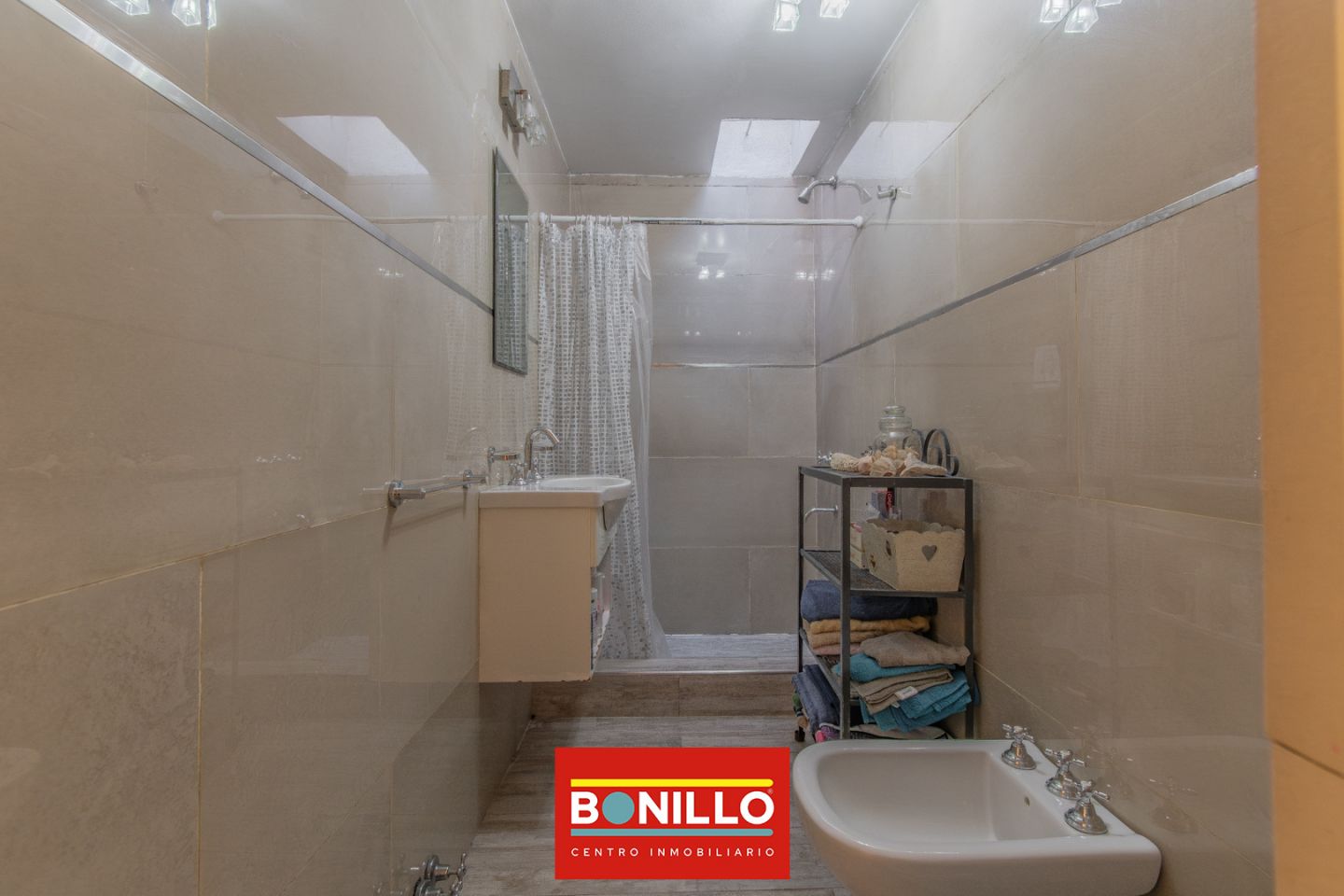 VENTA DE CASA EN Capital Federal - Agronomía - 31