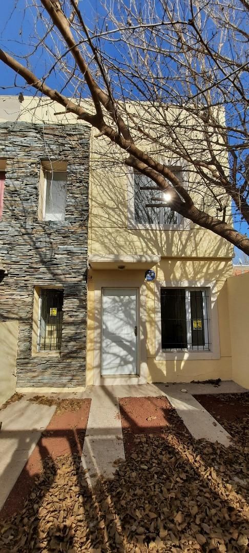 VENTA DE CASA EN Plottier - 1