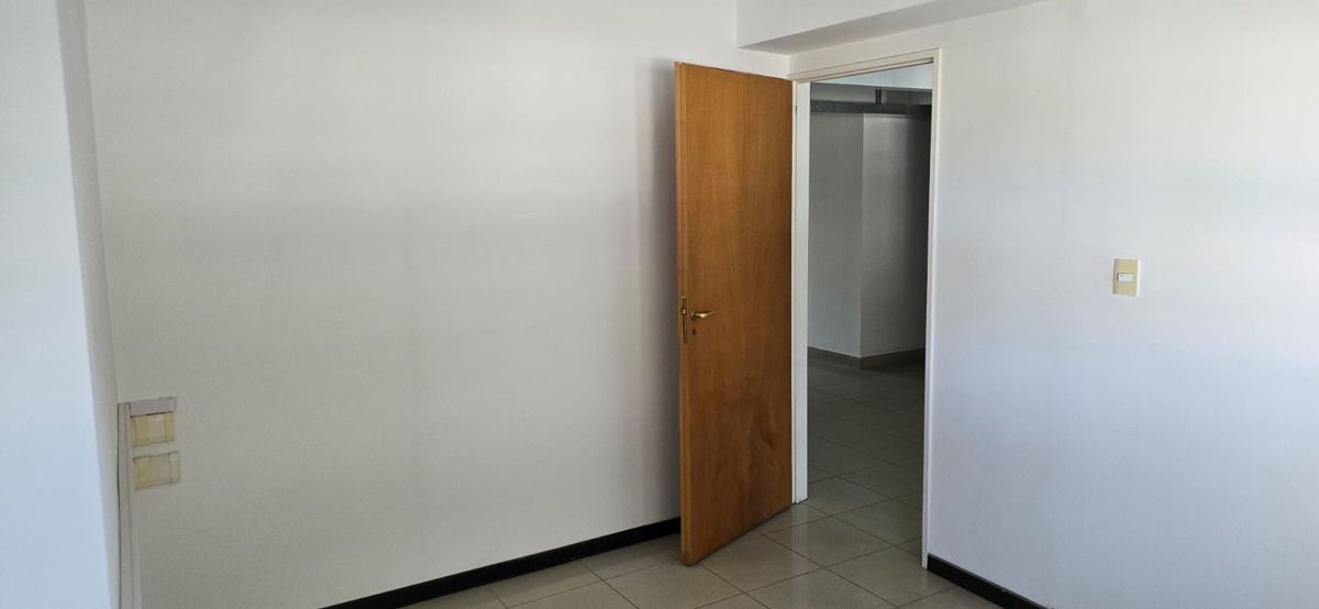 ALQUILER DE OFICINA EN Neuquén - 24