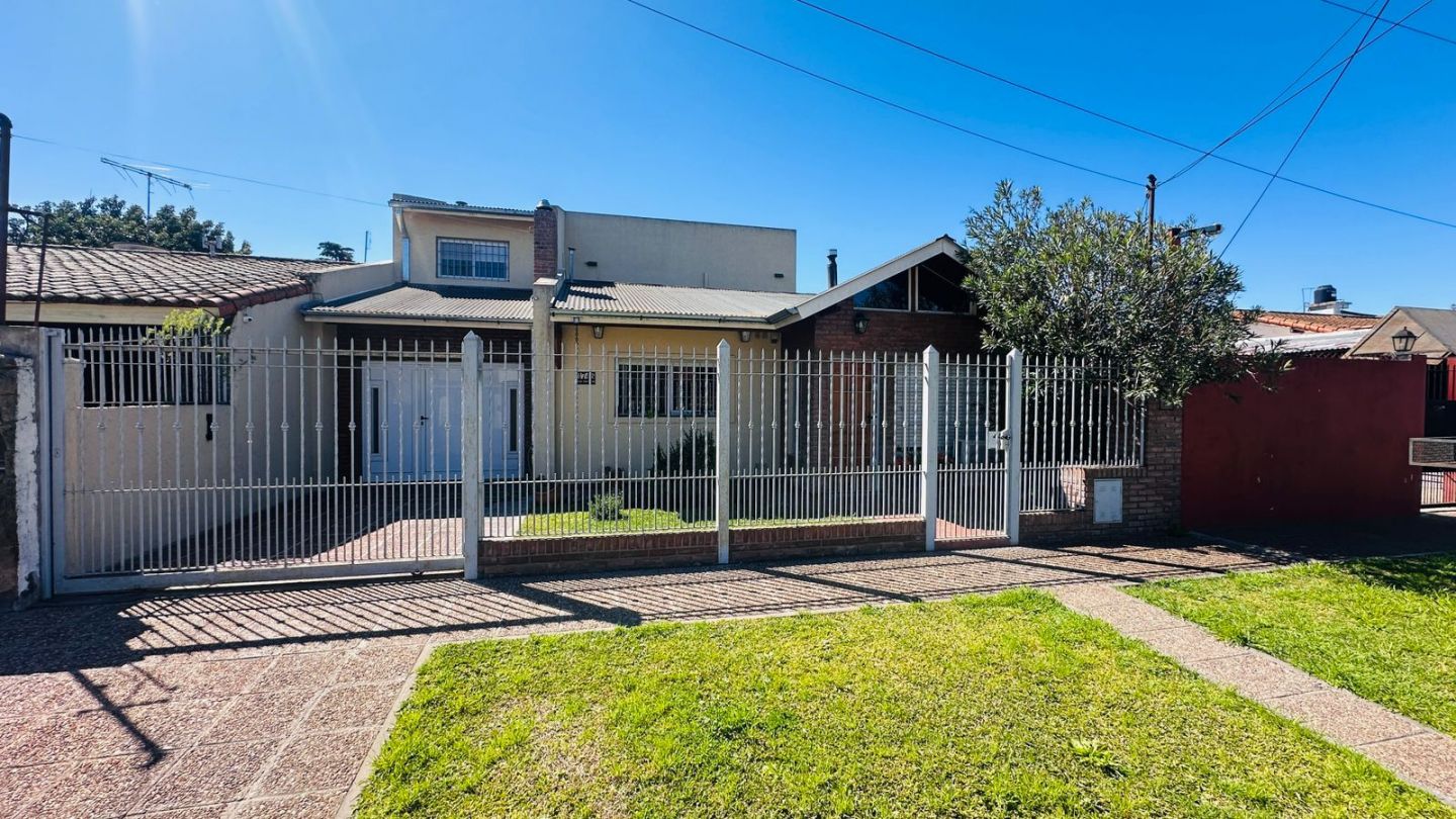 VENTA DE CASA EN José C Paz - 2