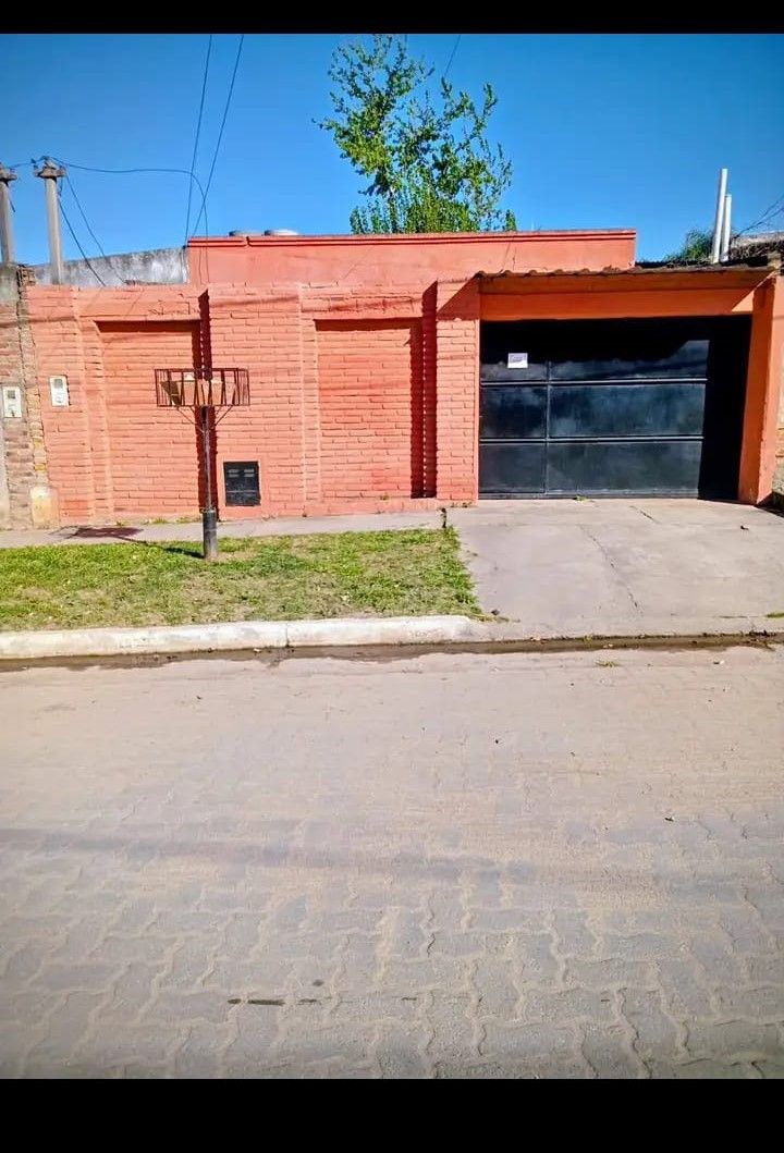 VENTA DE CASA EN Las Talitas - El Solar - 2