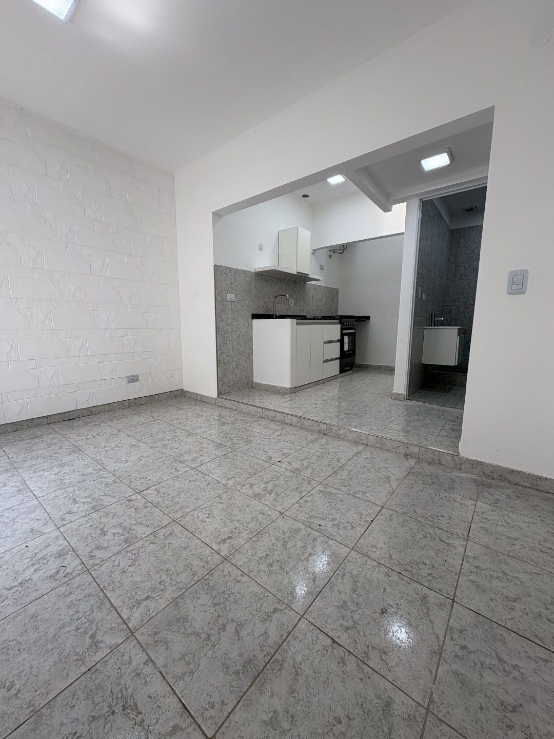 ALQUILER DE DEPARTAMENTO EN Lanús - Gerli - 5