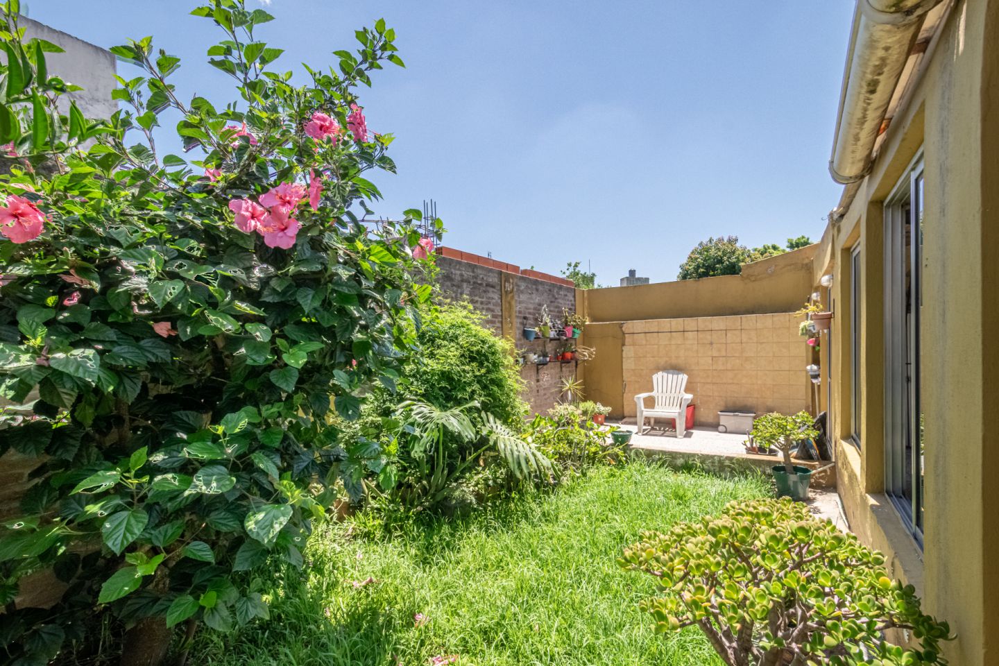 VENTA DE CASA EN Tres de Febrero - Loma Hermosa - 33