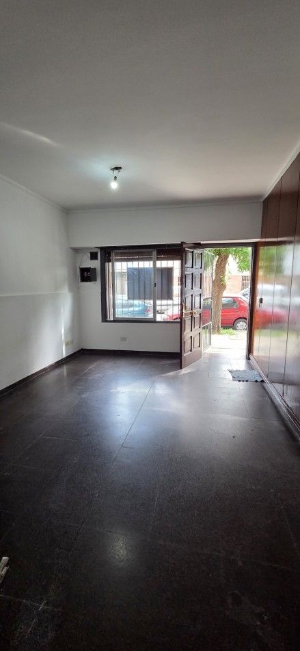 ALQUILER DE CASA EN Mataderos — foto 3