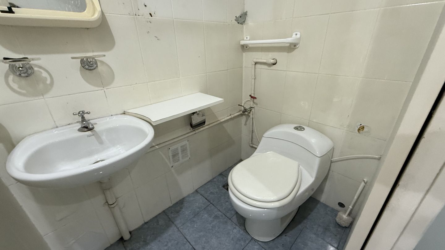 Local Comercial en Alquiler en San Cristobal, Capital Federal