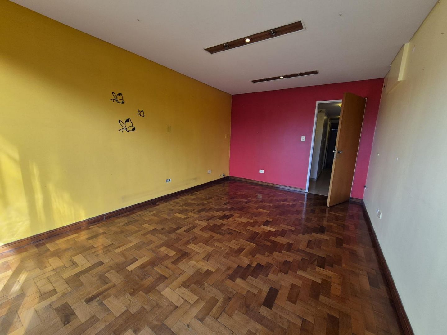 Edificio en Alquiler en General San Martin, G.B.A. Zona Norte