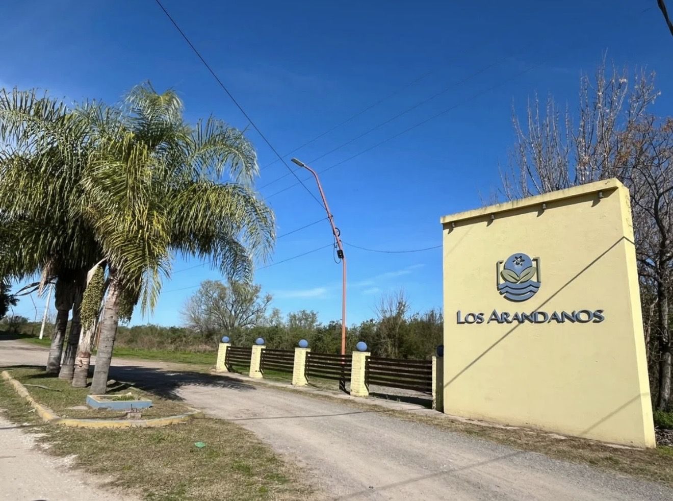 Terreno de 403 m² en Caima