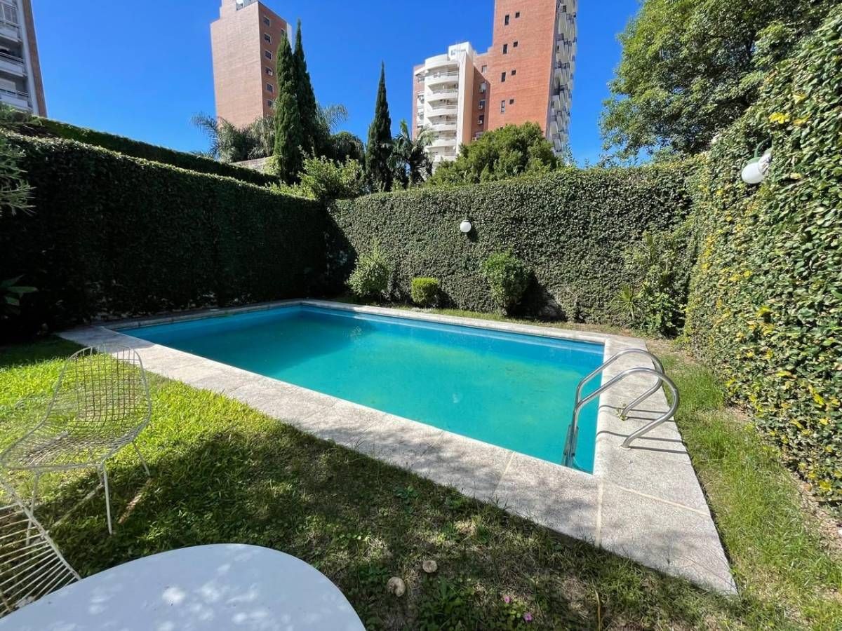 Casa en venta 5 ambientes