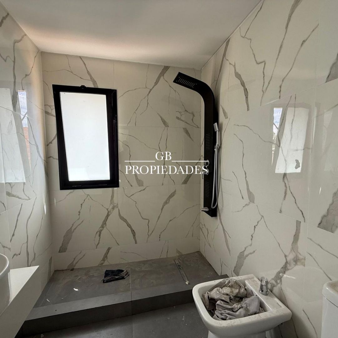 VENTA DE CASA EN Pilar - Santa Sofia - 22