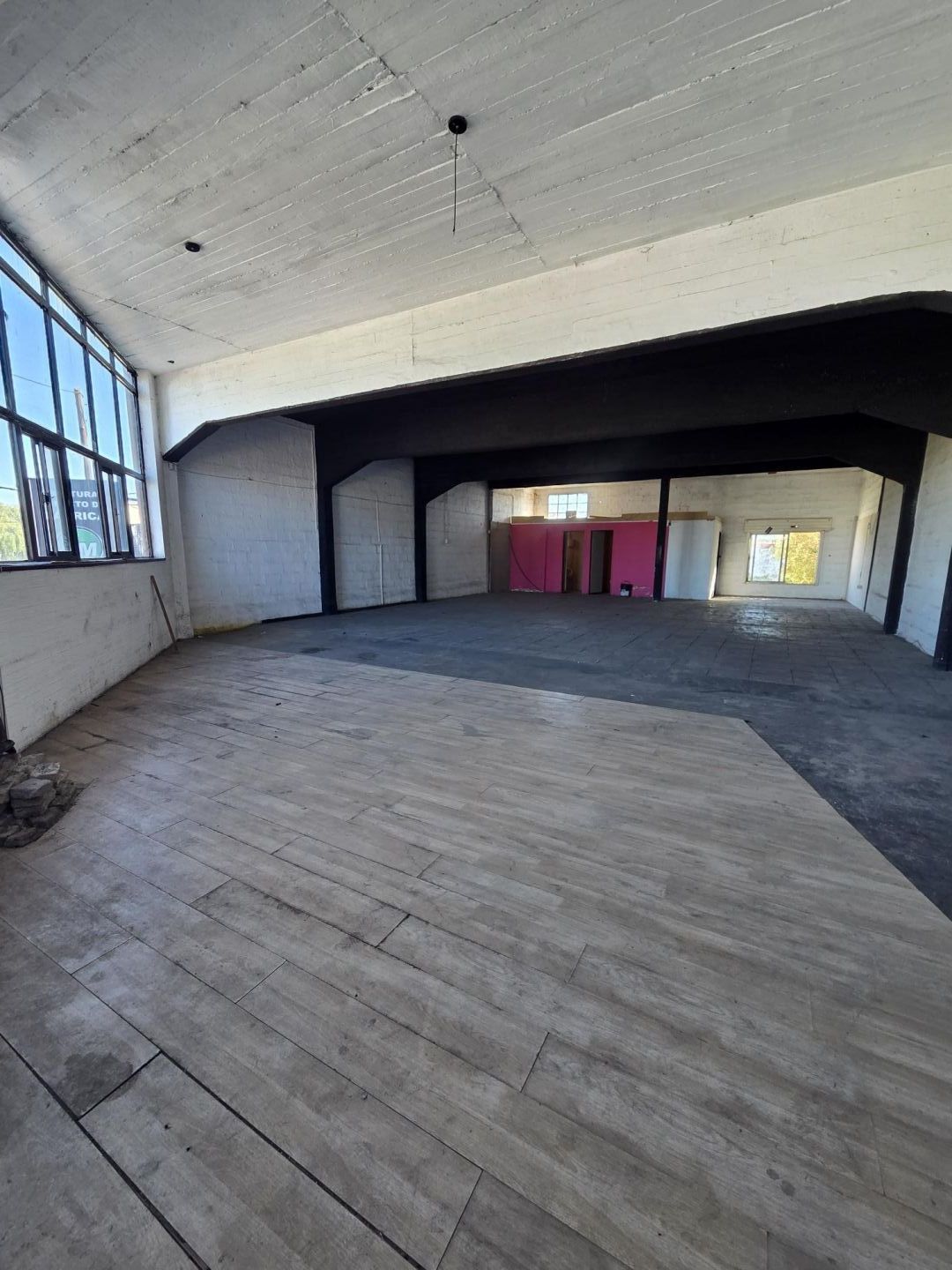 Local Comercial en Alquiler en Ituzaingo, G.B.A. Zona Oeste