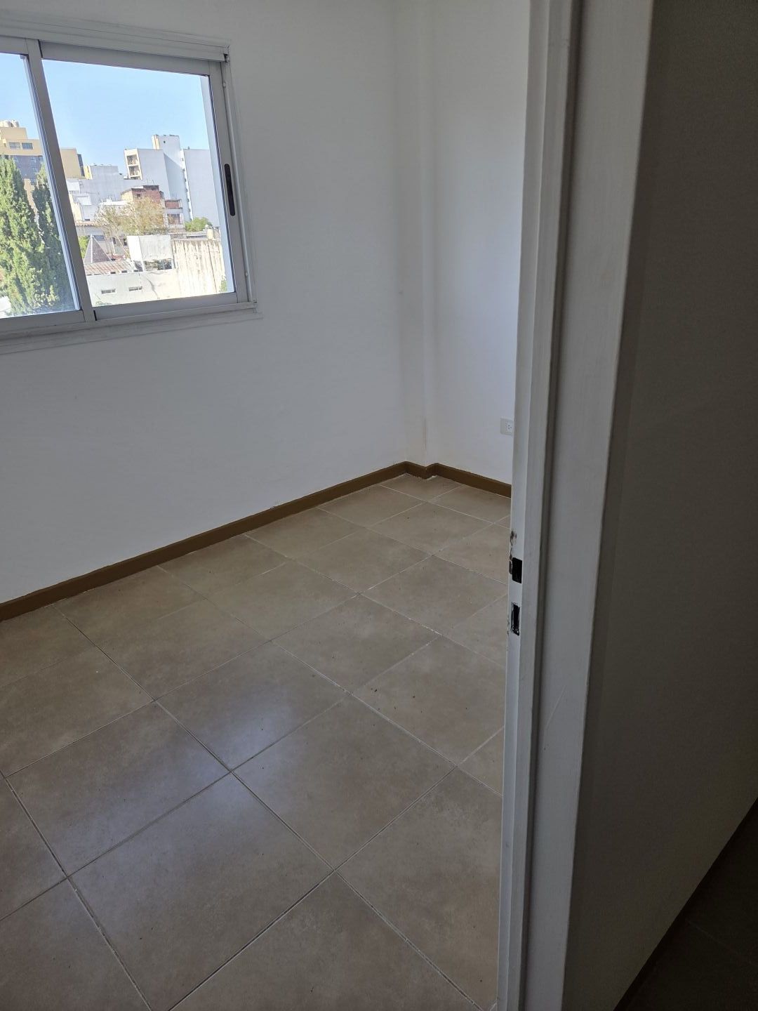 Departamento en Venta en Tres de Febrero, G.B.A. Zona Oeste