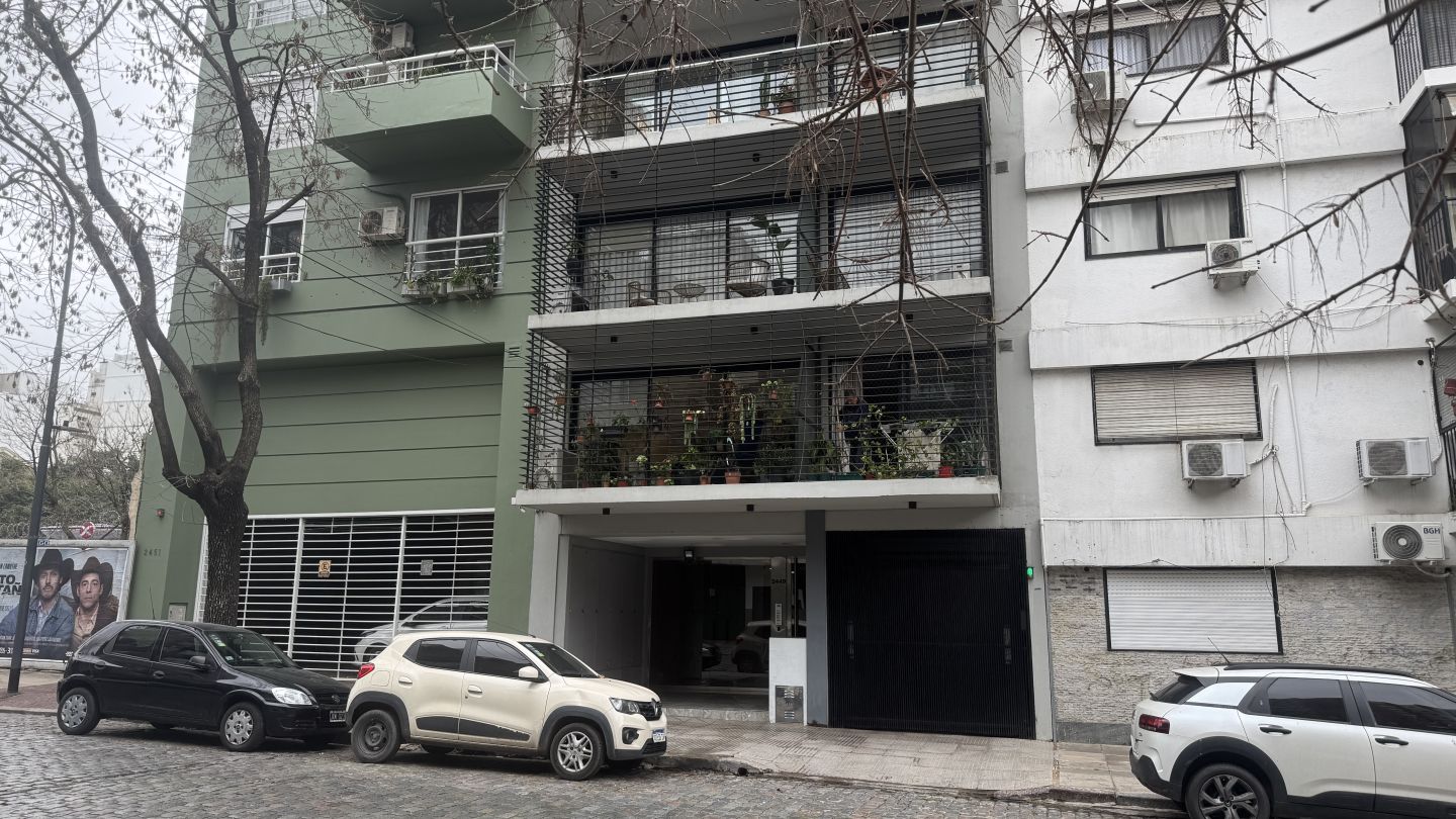 Departamento en ZAPIOLA 2400