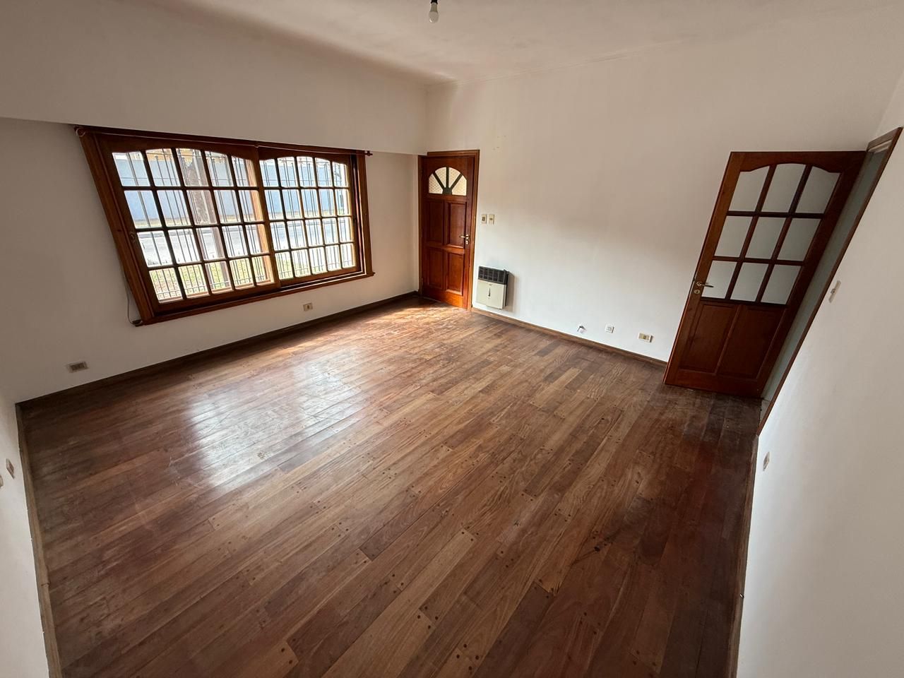 ALQUILER DE CASA EN Vicente López - Villa Adelina - 2