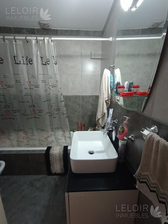 Casa en Venta en Moron, G.B.A. Zona Oeste
