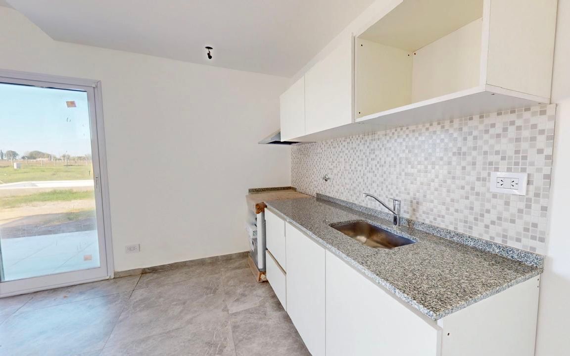 VENTA DE CASA EN Ezeiza - Laguna Azul - 9
