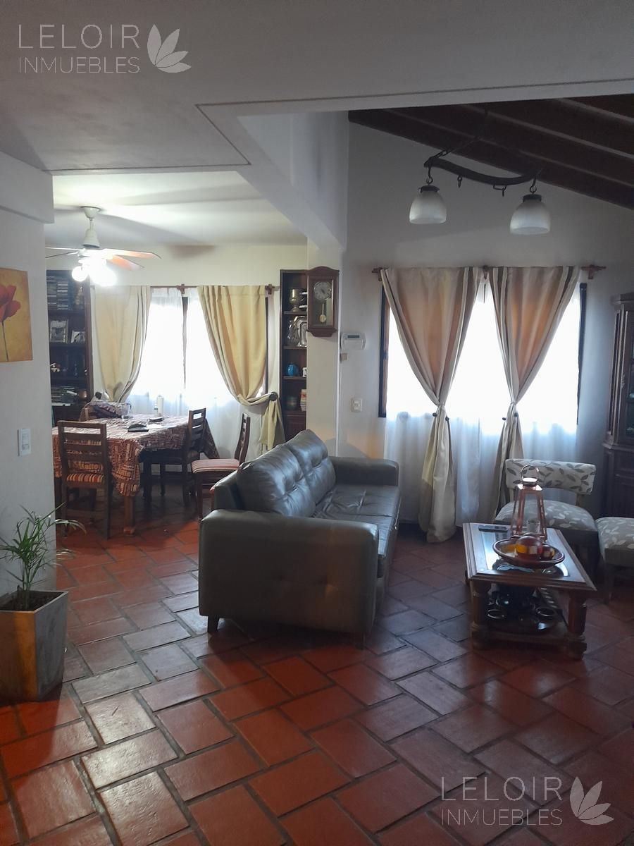 Casa en Venta en Moron, G.B.A. Zona Oeste