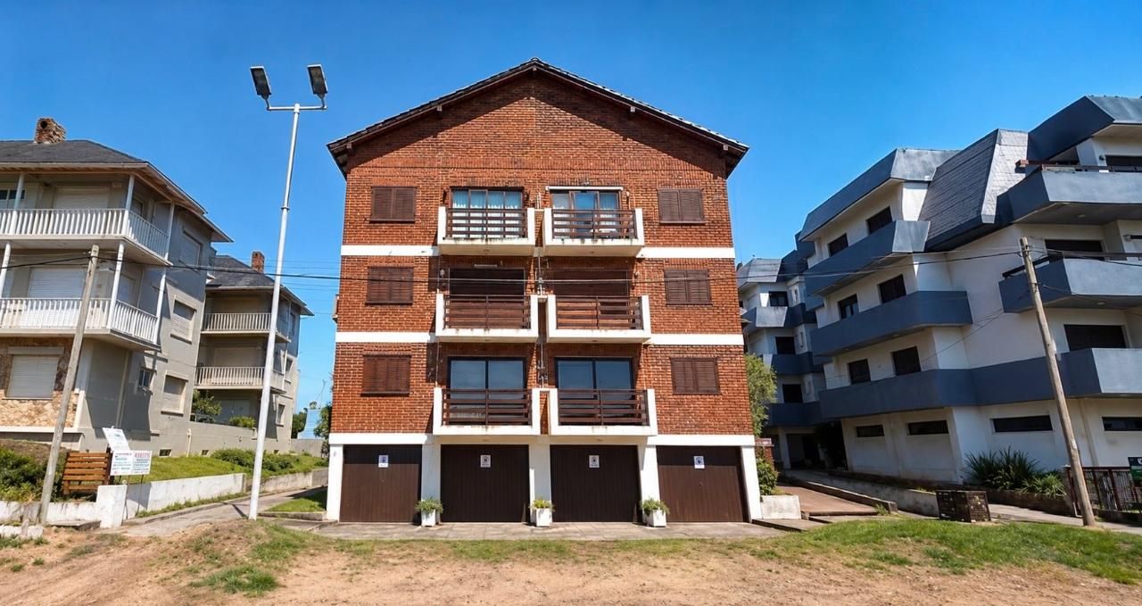 Pinamar AVENIDA DEL MAR 1100