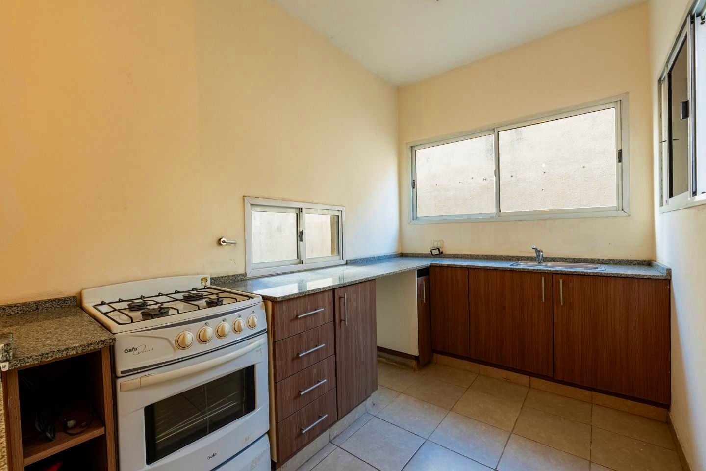 Casa en Venta en Tres de Febrero, G.B.A. Zona Oeste