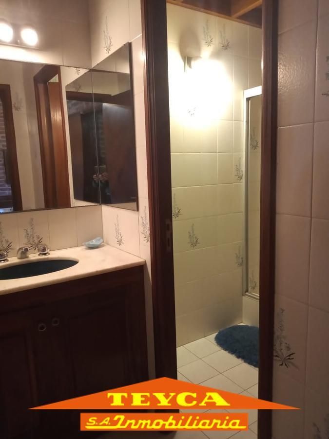 Casa en venta Lasalle 4 ambientes