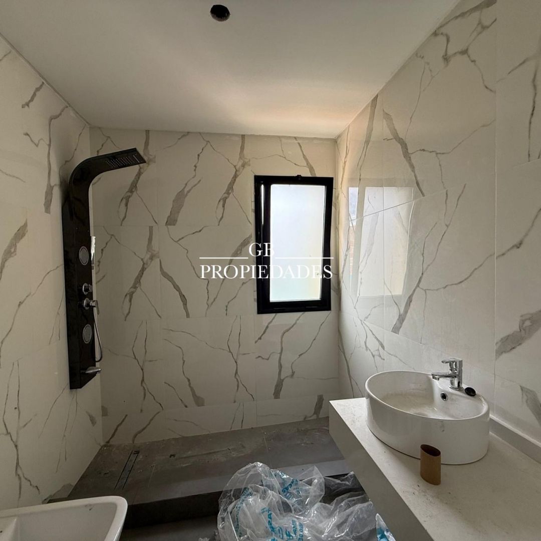 VENTA DE CASA EN Pilar - Santa Sofia - 16