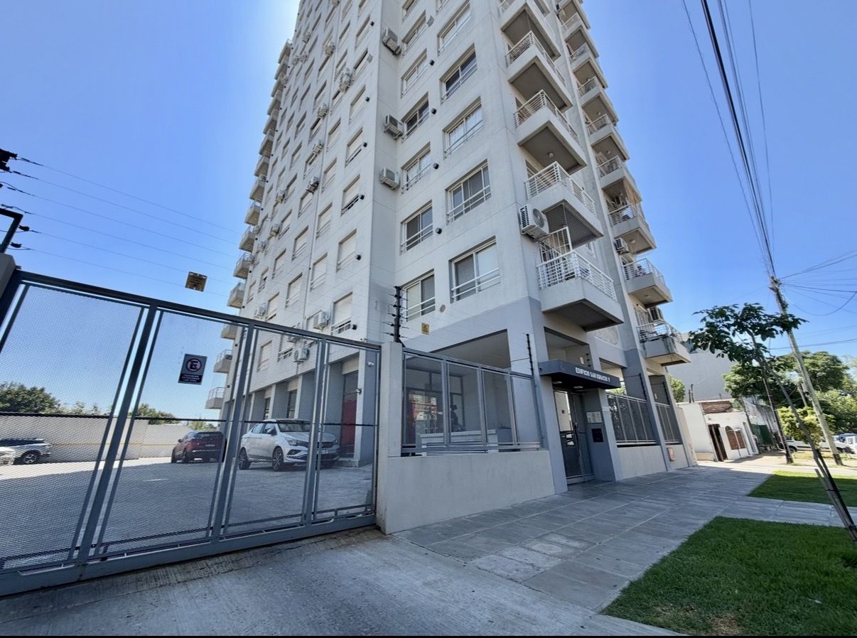 ALQUILER DE DEPARTAMENTO EN San Miguel - 1