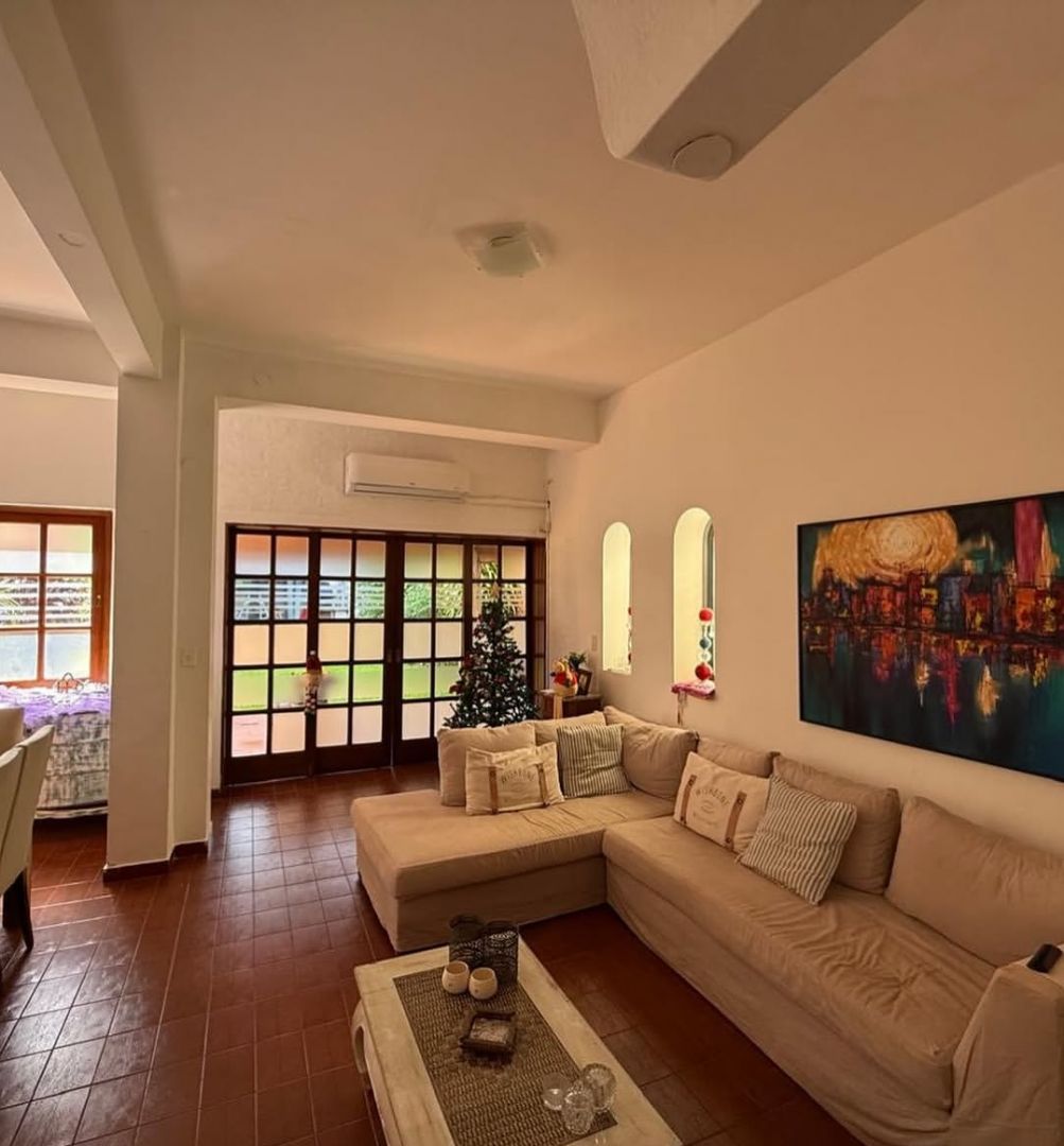 Venta de casa en el centro de Posadas, el lujo de tener todo cerca — foto 2