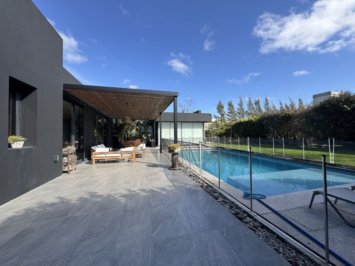 VENTA DE CASA EN San Miguel - Buenos Aires Village - 39