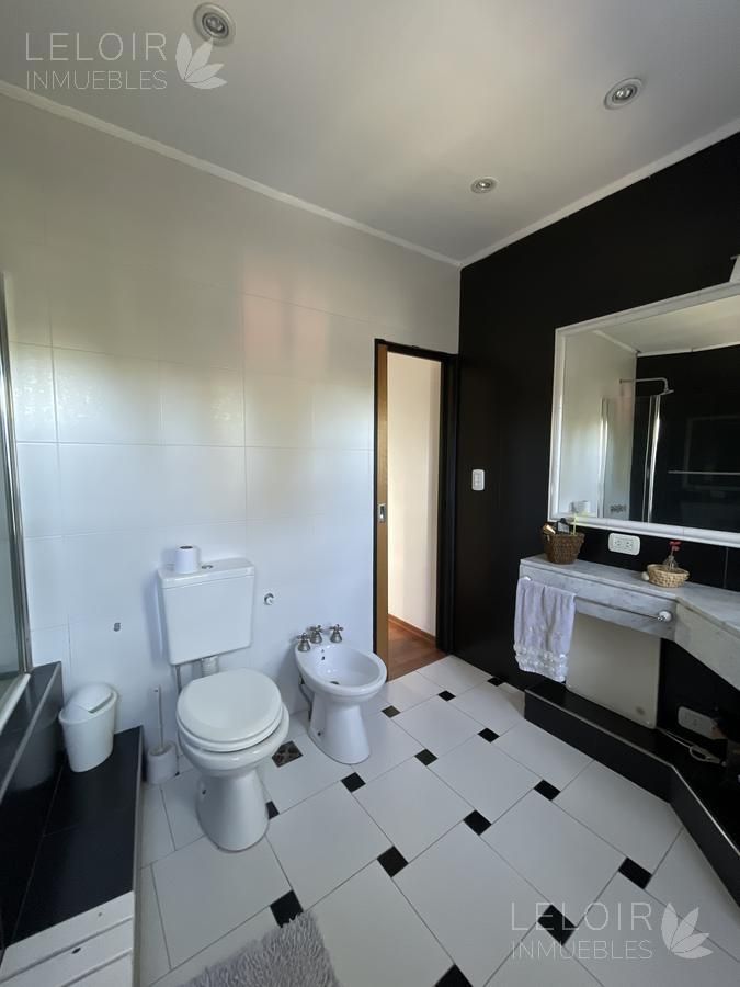 Casa en Venta en Ituzaingo, G.B.A. Zona Oeste