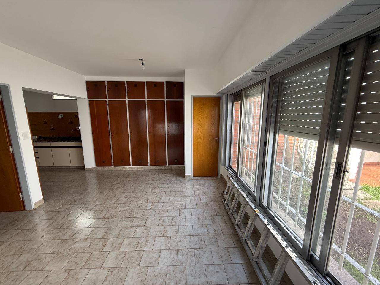 ALQUILER DE CASA EN Vicente López - Villa Adelina - 12