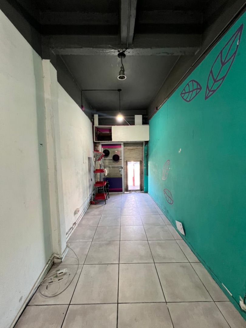Local Comercial en Alquiler en General San Martin, G.B.A. Zona Norte
