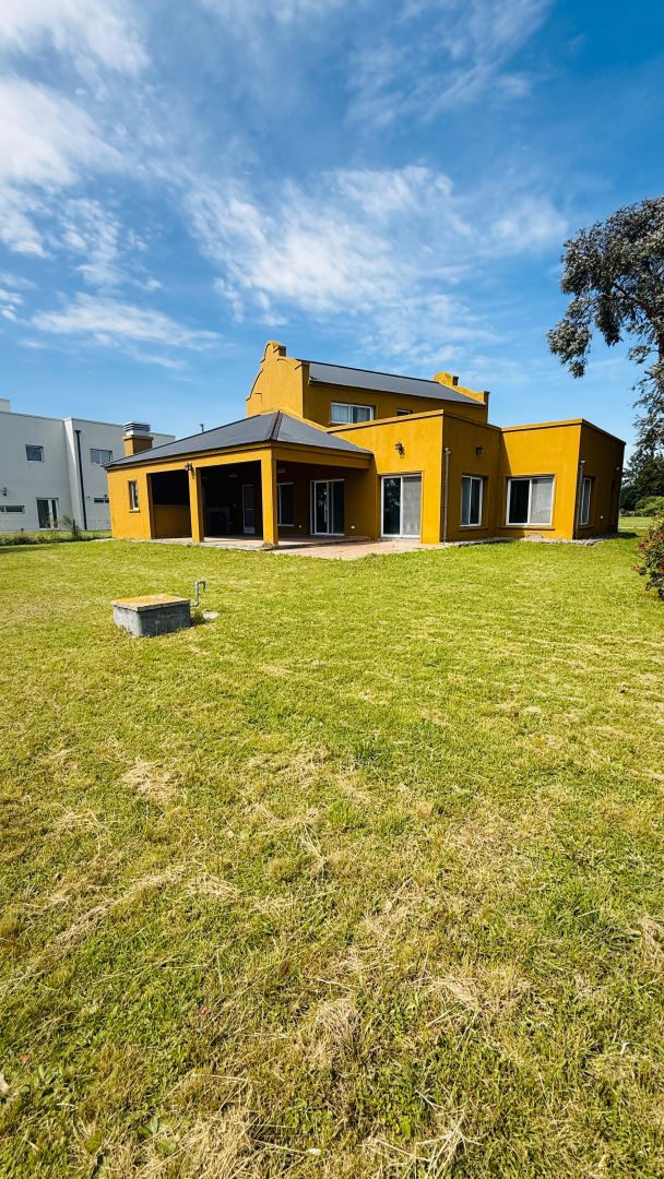 VENTA DE CASA EN Ezeiza - La Magdalena - 40