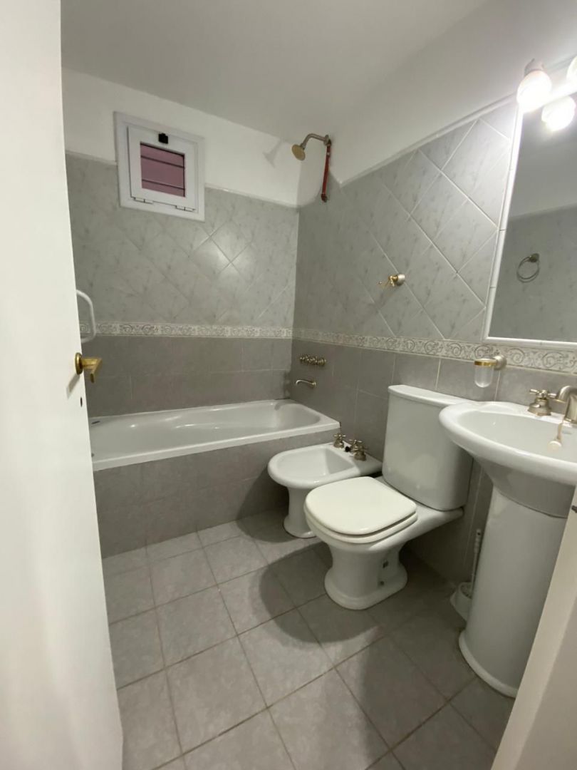 Departamento en Alquiler en Neuquen, Neuquen