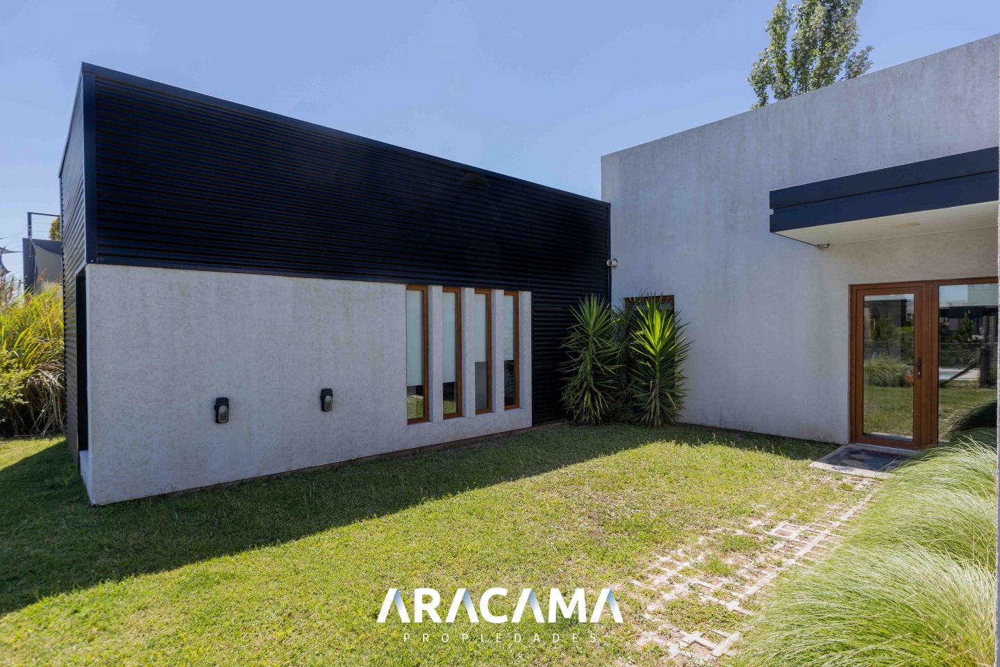 VENTA DE CASA EN Presidente Perón - Horizontes al sur - 31