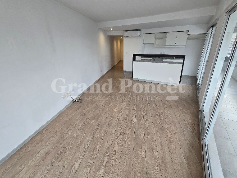 ALQUILER DE DEPARTAMENTO EN Capital Federal - Parque Patricios - 11