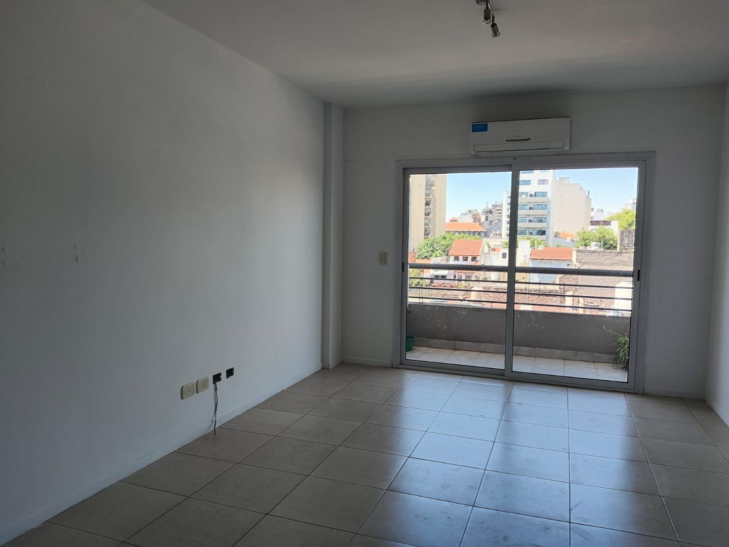 ALQUILER DE DEPARTAMENTO EN Capital Federal - Flores - 2