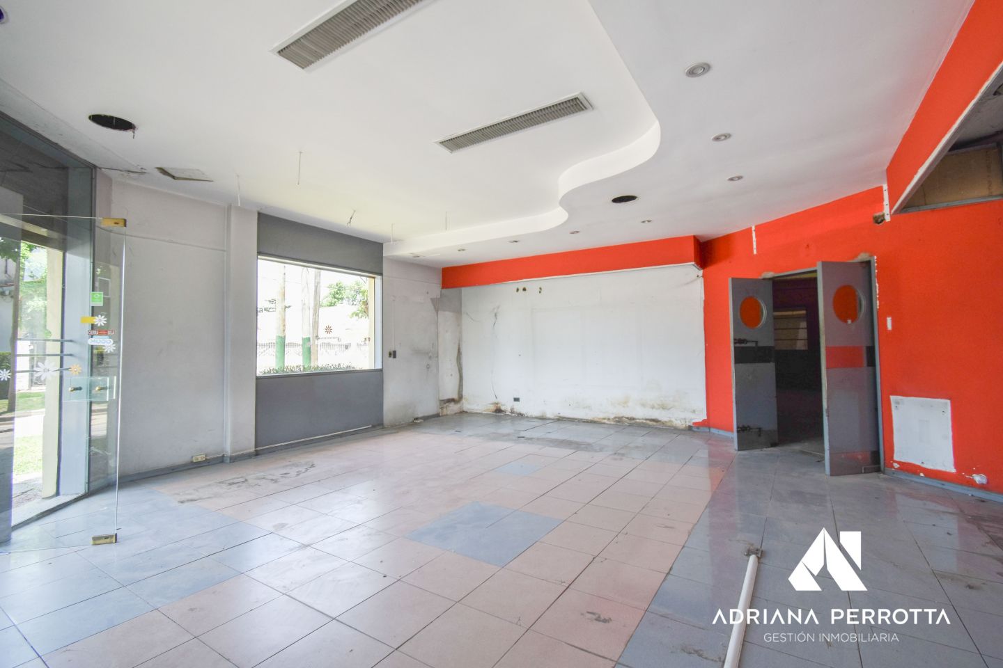 LOCAL EN VENTA