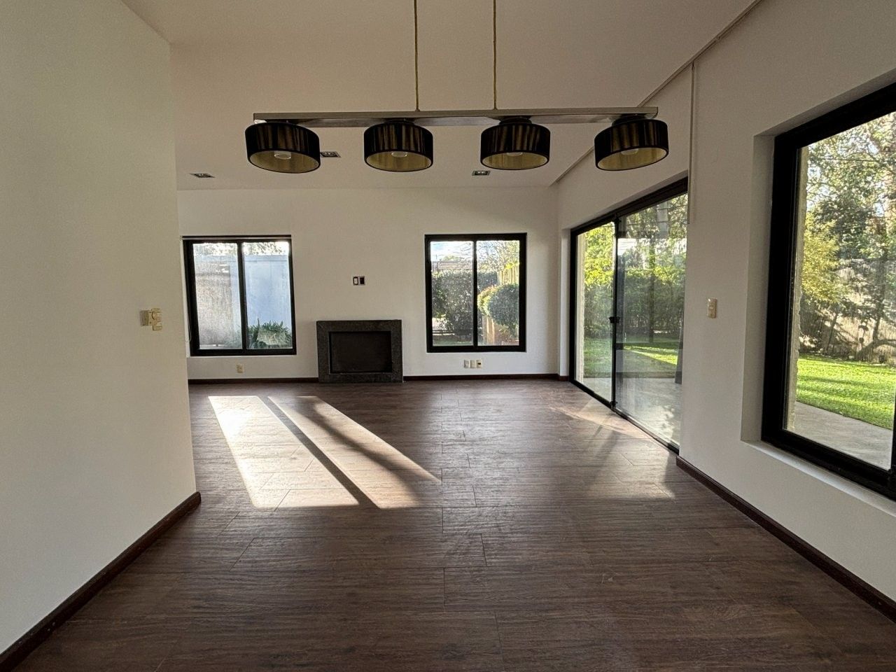 Casa EN ALQUILER