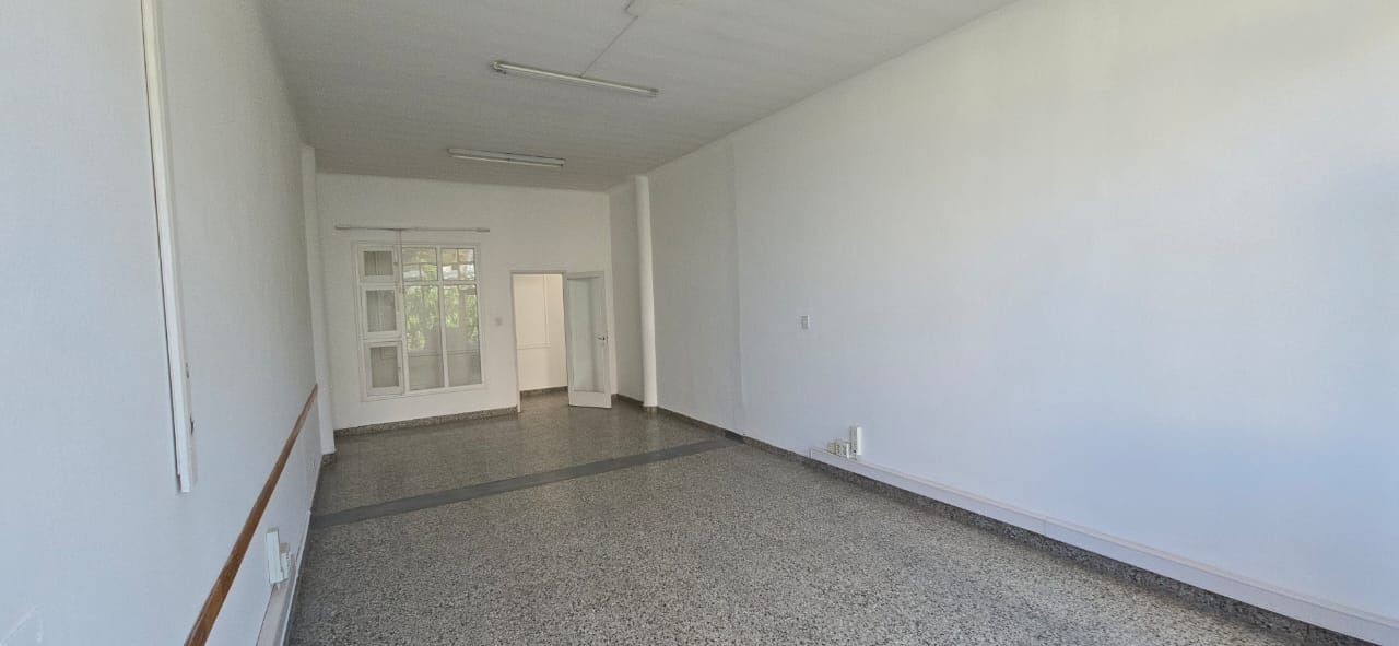 ALQUILER DE OFICINA EN Neuquén - 27