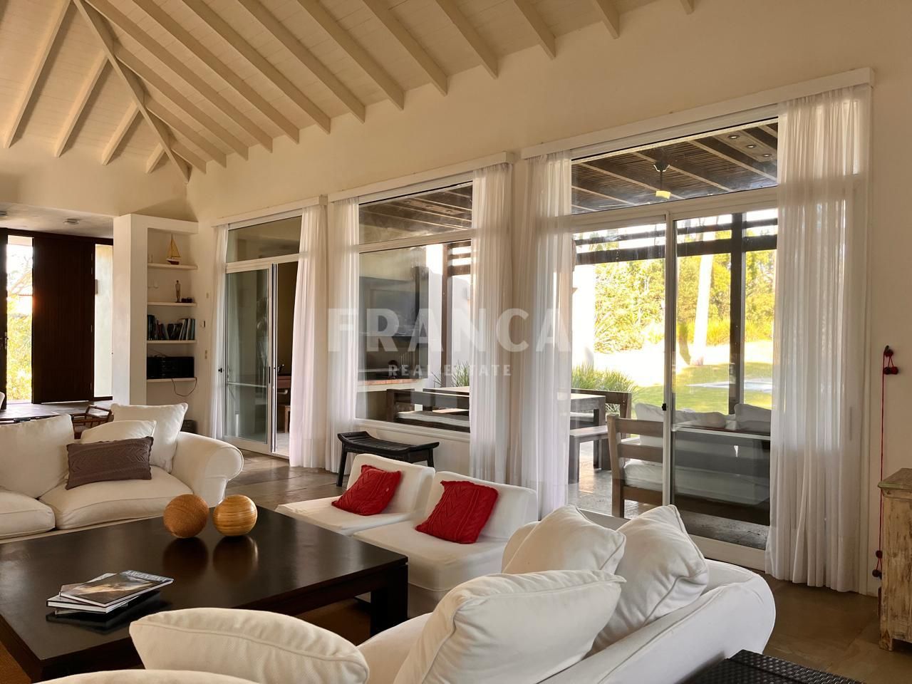 Casa EN ALQUILER TEMPORARIO