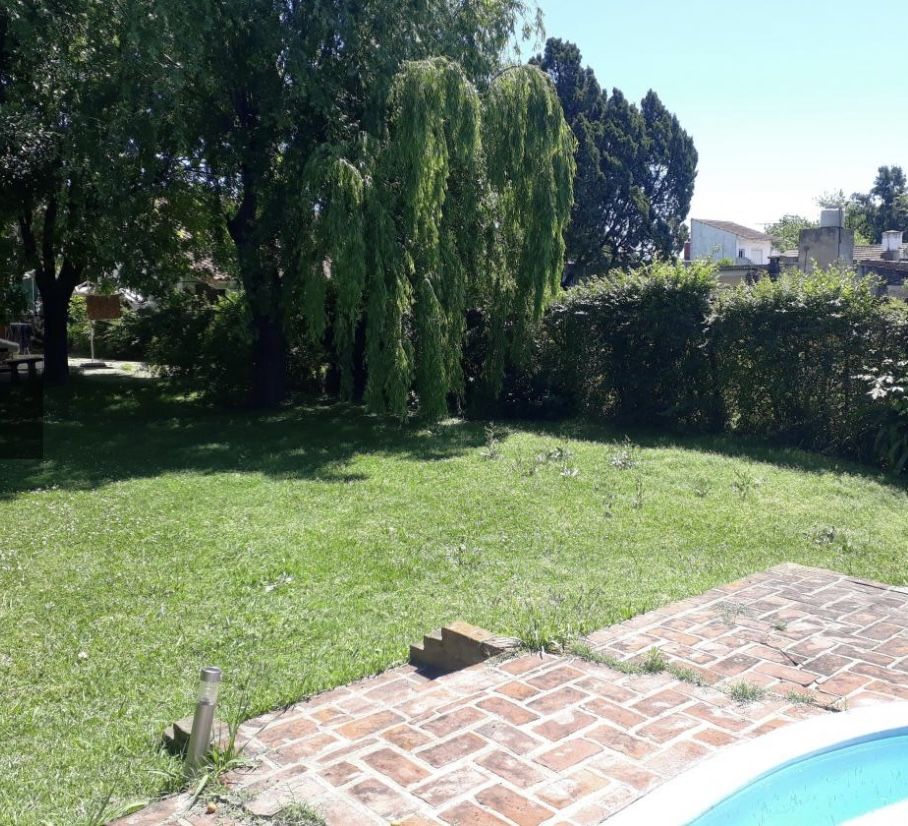 VENTA DE CASA EN Esteban Echeverría - Monte Grande