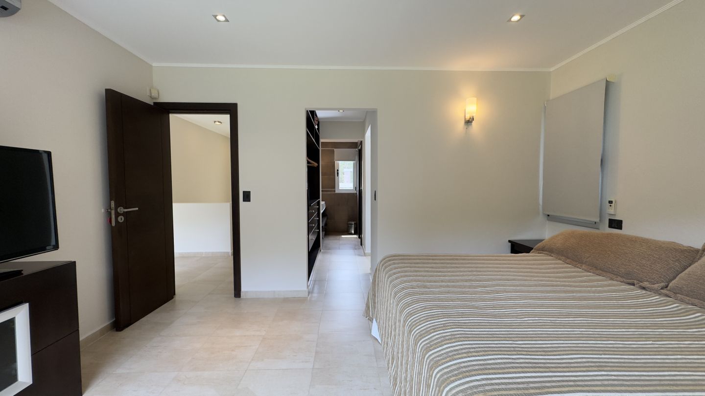Casa EN VENTA Y ALQUILER