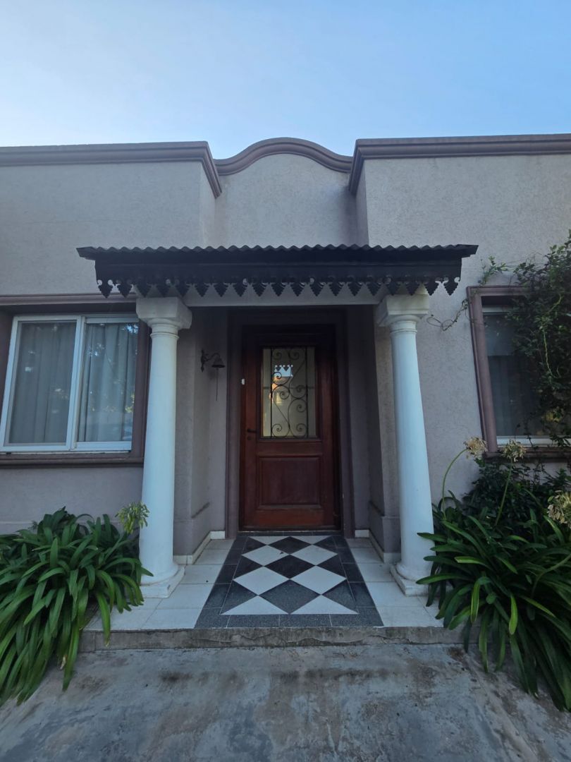 Casa EN ALQUILER
