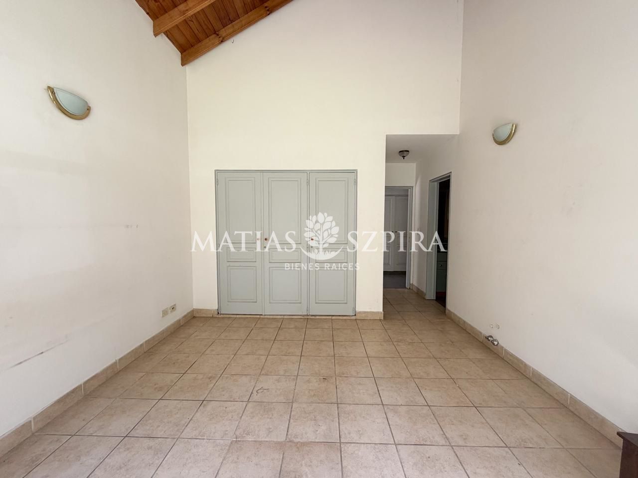 VENTA DE CASA EN Moreno - La Tradición - 31