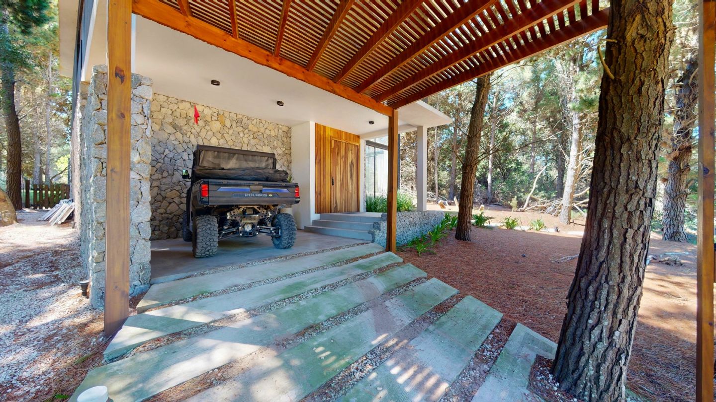 VENTA DE CASA EN Costa Esmeralda - Residencial I - 34
