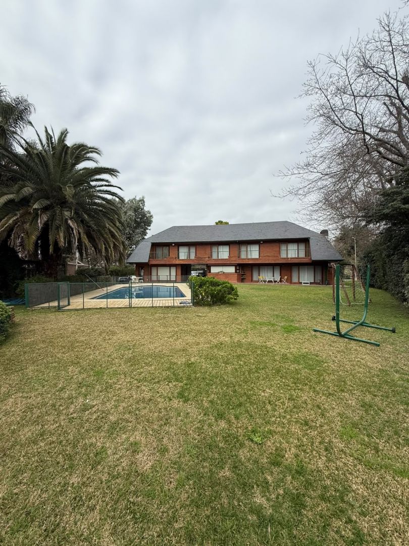 Casa en Blass Parera 1300