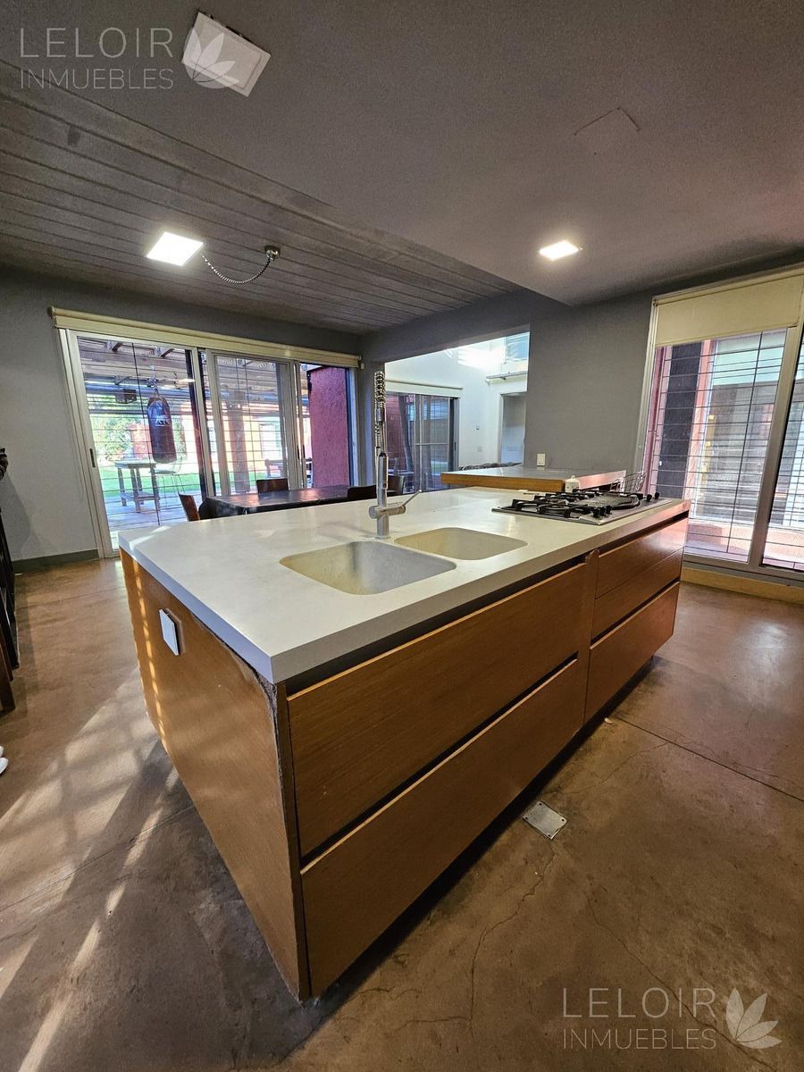 Casa en Venta en Ituzaingo, G.B.A. Zona Oeste