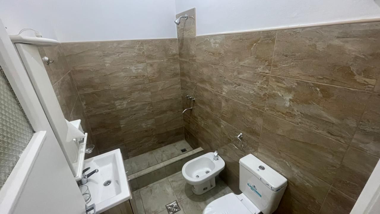 ALQUILER DE CASA EN Capital Federal - Villa Devoto - 2