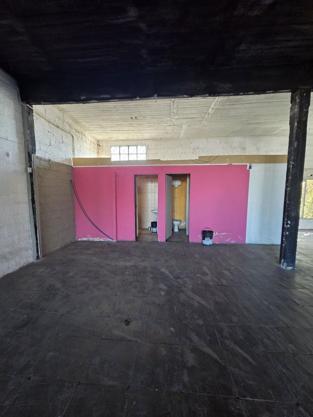 Local Comercial en Alquiler en Ituzaingo, G.B.A. Zona Oeste
