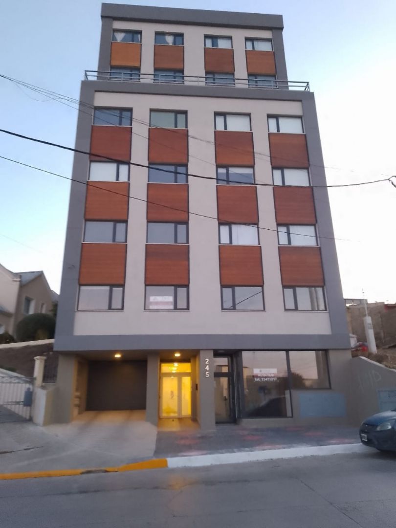 ALQUILER DE DEPARTAMENTO EN Río Grande - Centro - 1