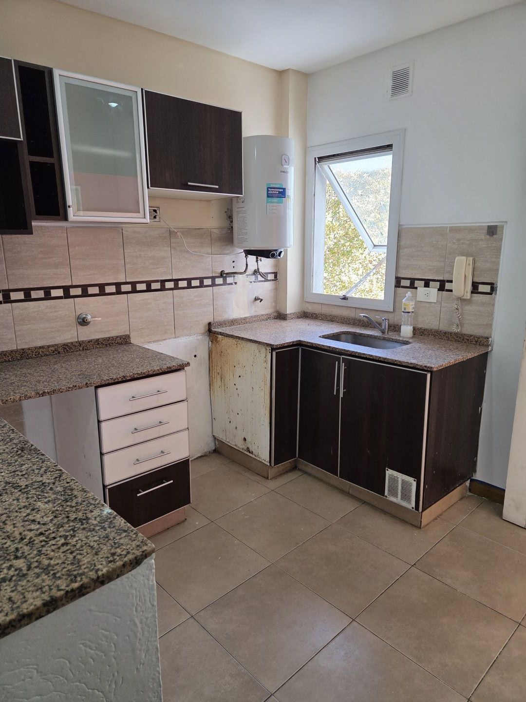 Departamento en Venta en Tres de Febrero, G.B.A. Zona Oeste